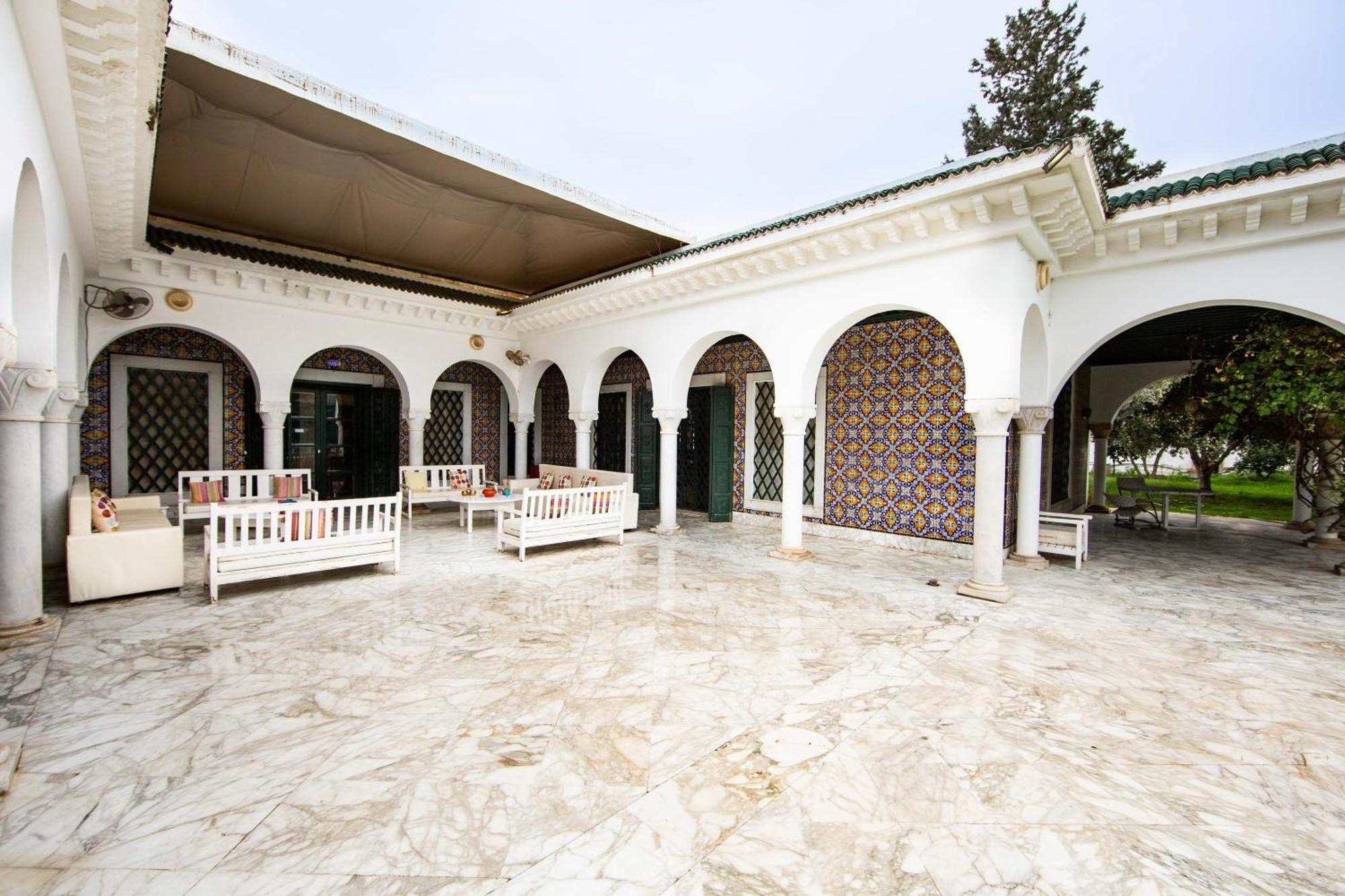 Appartement Prive Dans Une Grande Maison D'Hote La Marsa Exterior foto