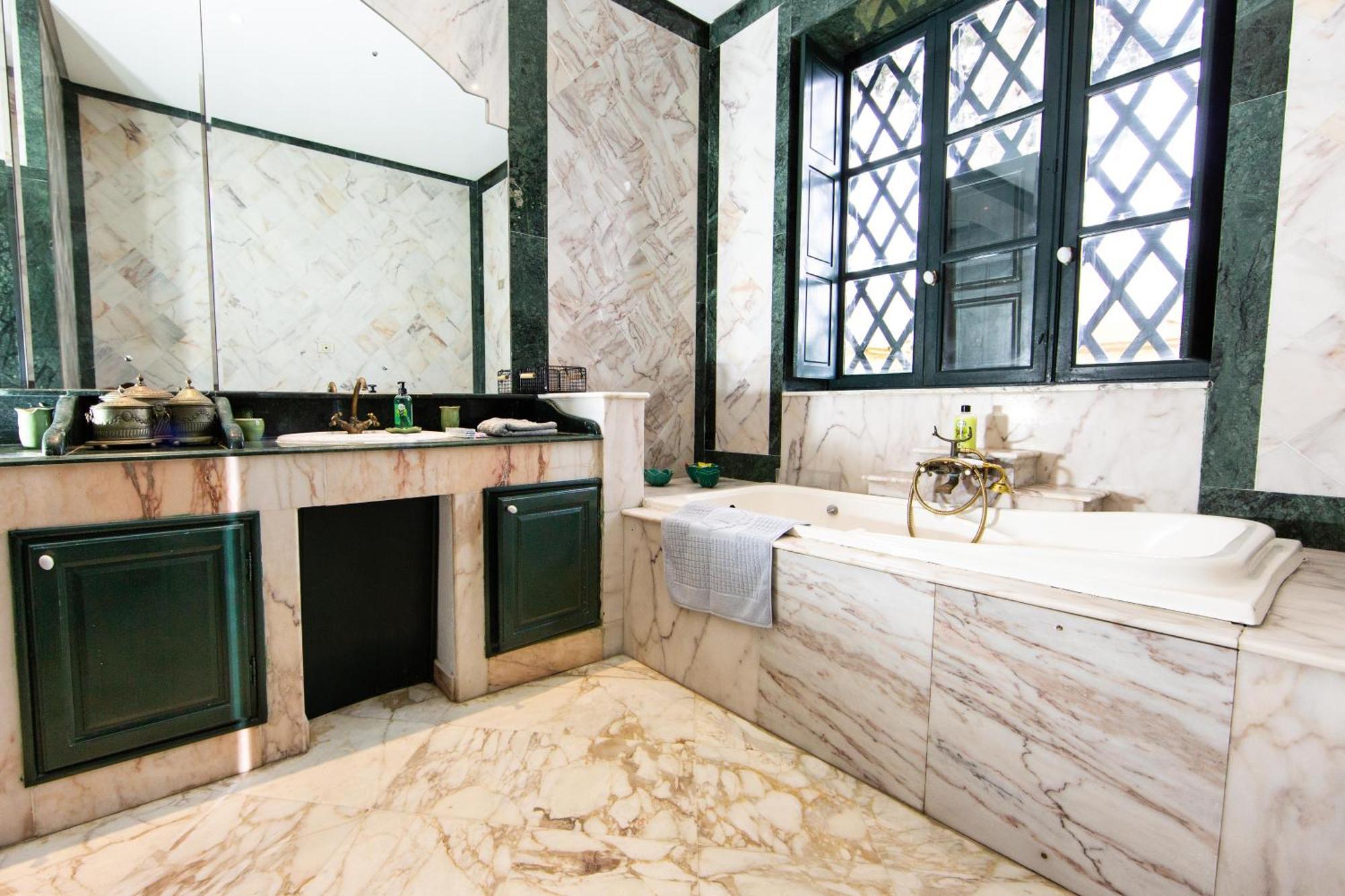 Appartement Prive Dans Une Grande Maison D'Hote La Marsa Exterior foto